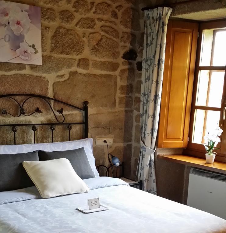 Casa Rural Vella Da Rivera O Sisto Habitación foto