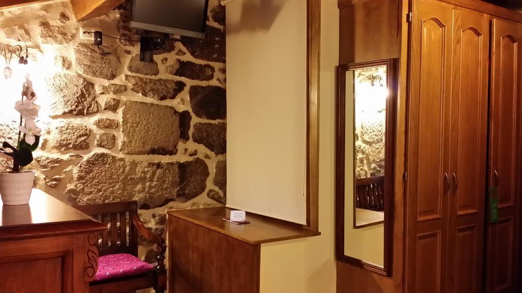Casa Rural Vella Da Rivera O Sisto Habitación foto
