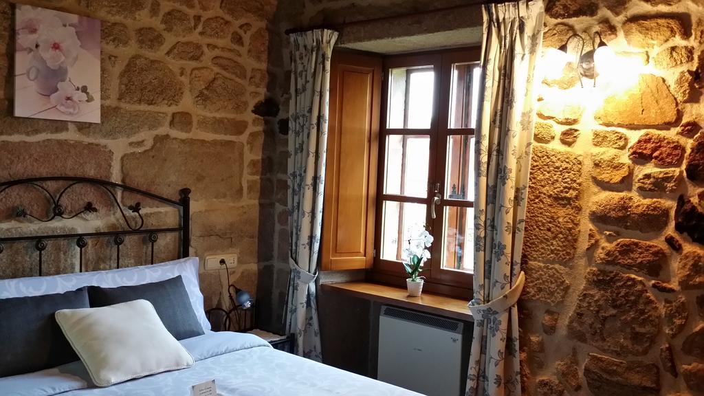 Casa Rural Vella Da Rivera O Sisto Habitación foto