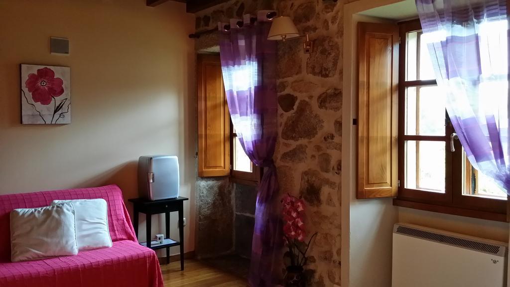 Casa Rural Vella Da Rivera O Sisto Habitación foto