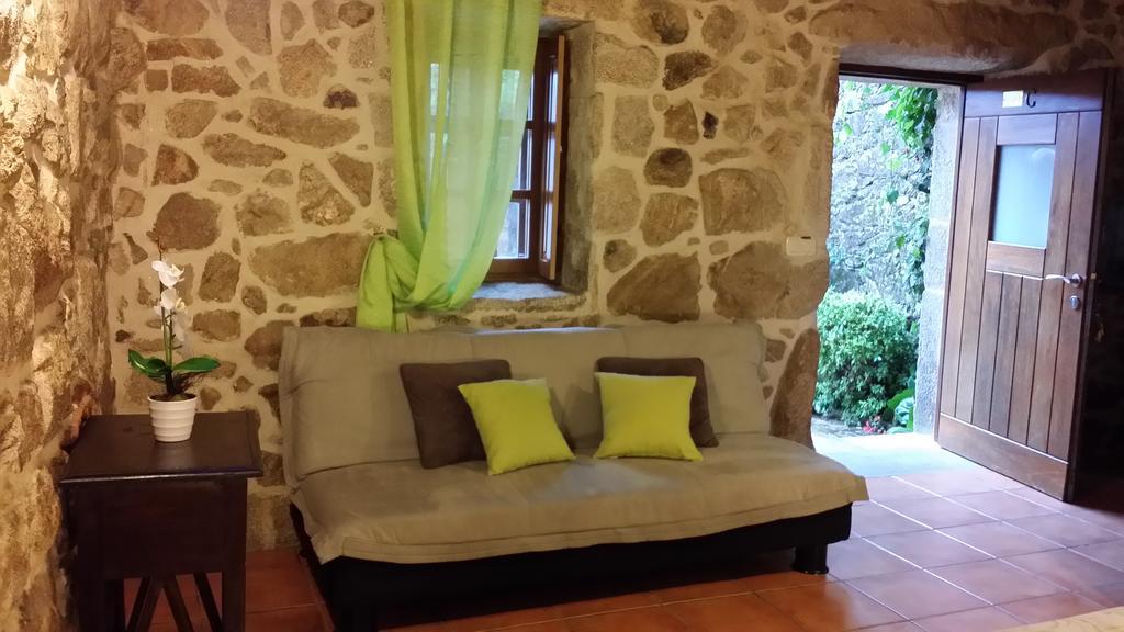 Casa Rural Vella Da Rivera O Sisto Habitación foto