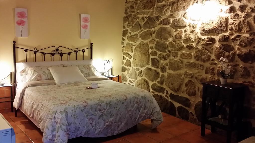 Casa Rural Vella Da Rivera O Sisto Habitación foto